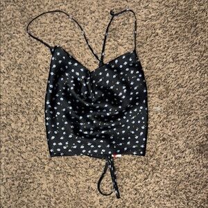 Spaghetti Strapped Crossed Crop Top